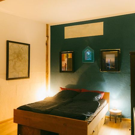 The Upholstery Tinyhouse Deluxe Eco Chalet Kreativ Citynah Κέμνιτς Εξωτερικό φωτογραφία