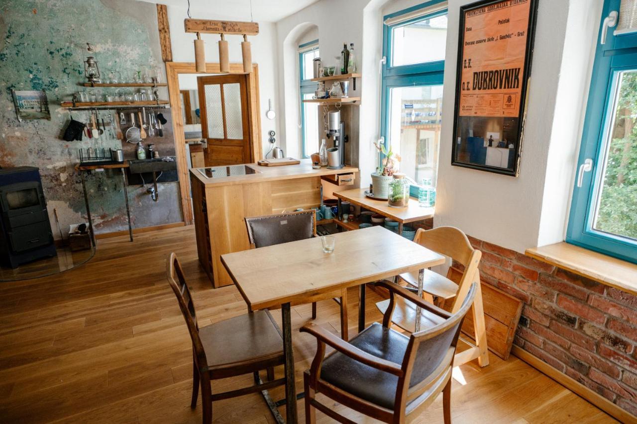 The Upholstery Tinyhouse Deluxe Eco Chalet Kreativ Citynah Κέμνιτς Εξωτερικό φωτογραφία