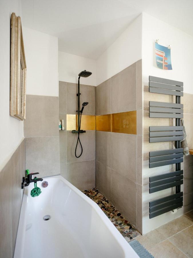 The Upholstery Tinyhouse Deluxe Eco Chalet Kreativ Citynah Κέμνιτς Εξωτερικό φωτογραφία
