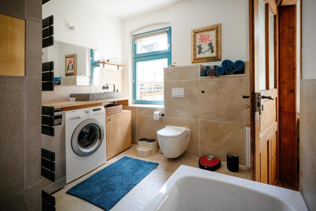 The Upholstery Tinyhouse Deluxe Eco Chalet Kreativ Citynah Κέμνιτς Εξωτερικό φωτογραφία