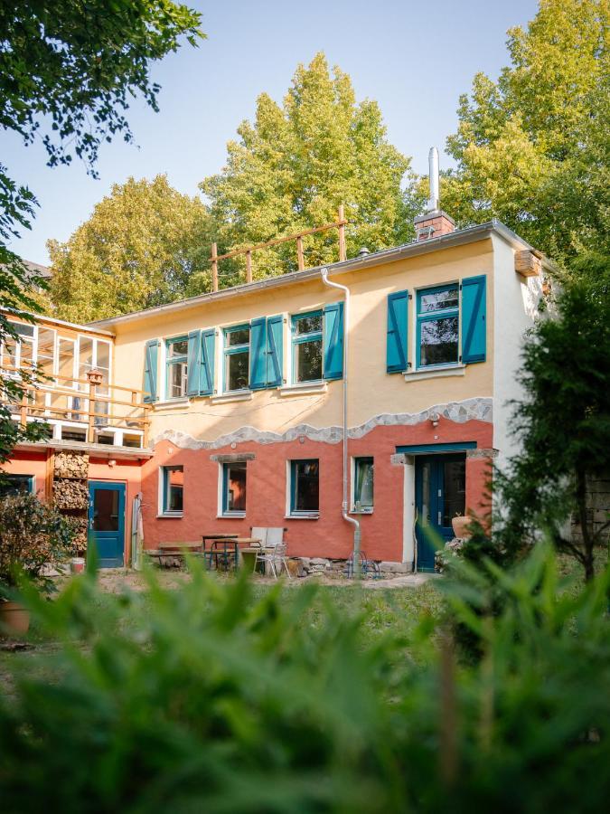 The Upholstery Tinyhouse Deluxe Eco Chalet Kreativ Citynah Κέμνιτς Εξωτερικό φωτογραφία