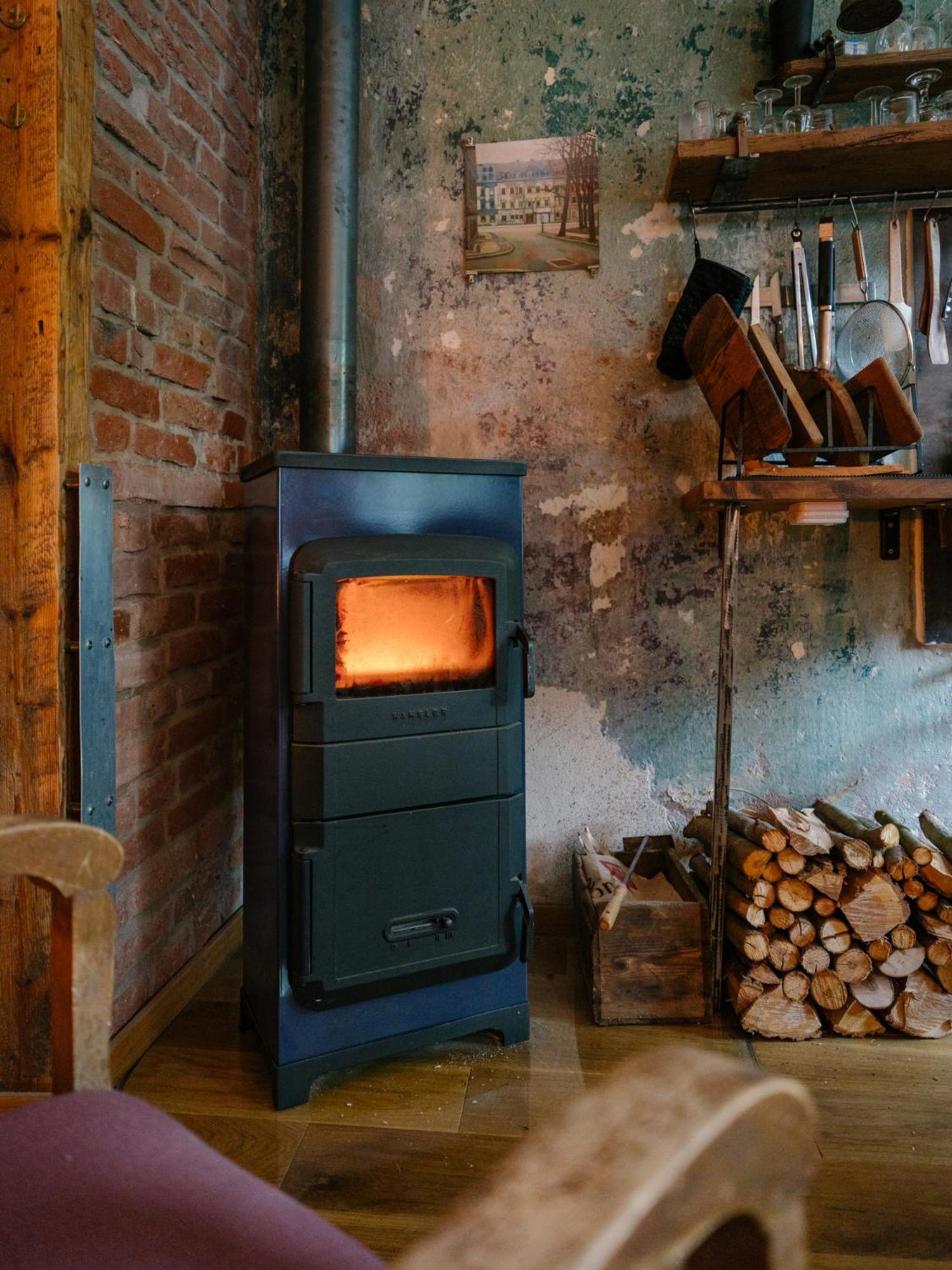 The Upholstery Tinyhouse Deluxe Eco Chalet Kreativ Citynah Κέμνιτς Εξωτερικό φωτογραφία