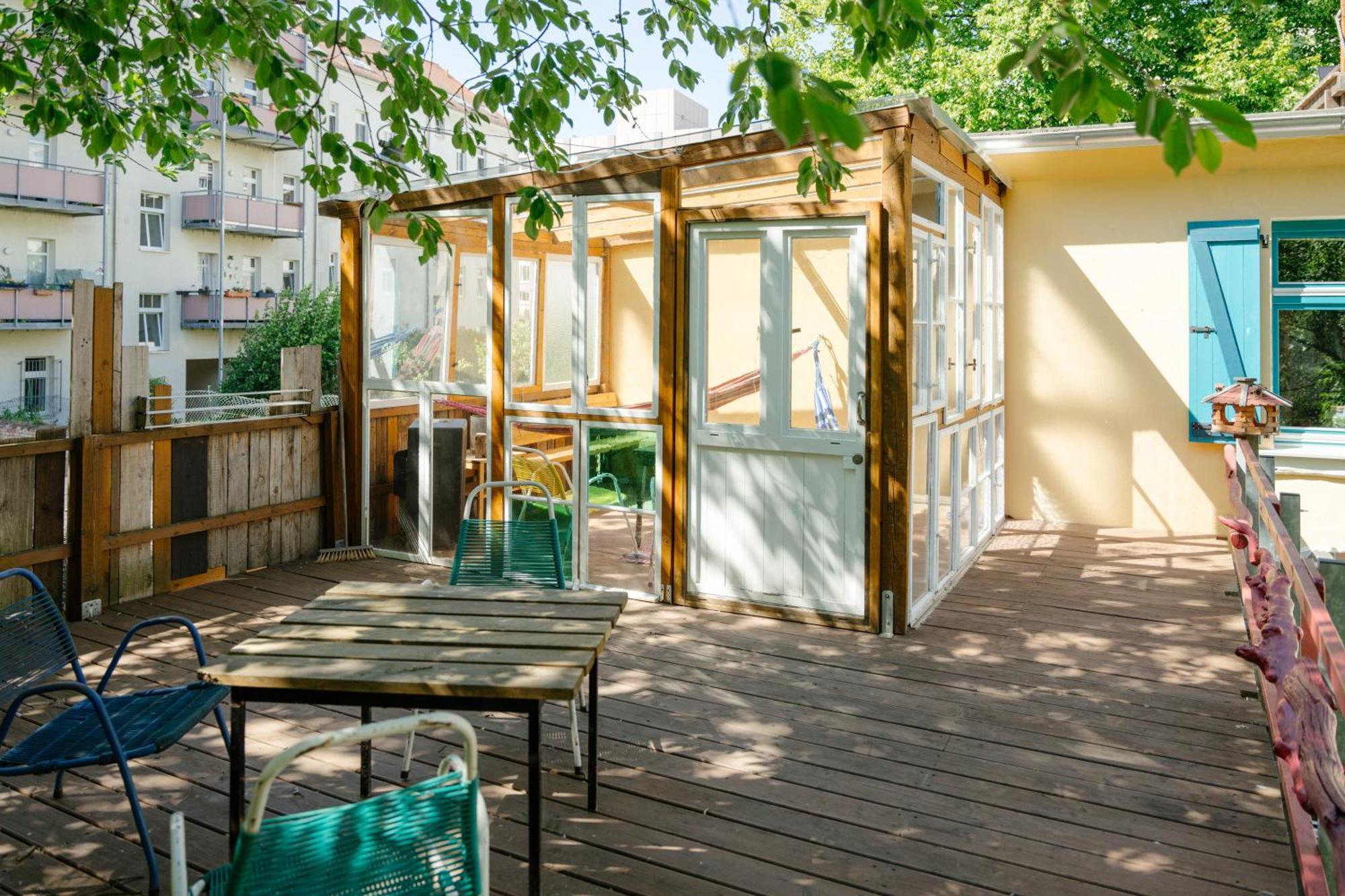 The Upholstery Tinyhouse Deluxe Eco Chalet Kreativ Citynah Κέμνιτς Εξωτερικό φωτογραφία