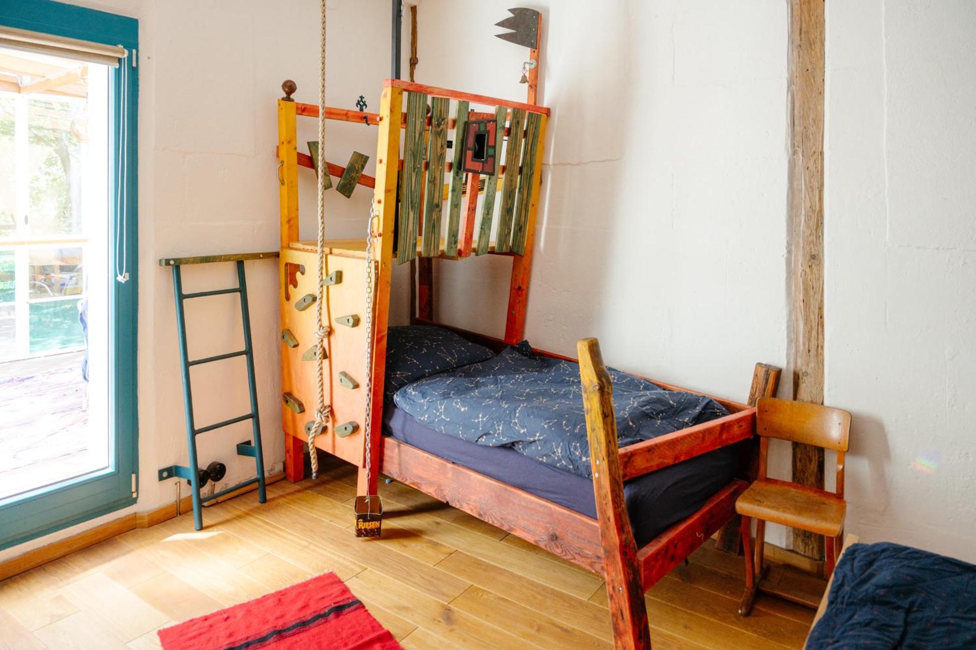 The Upholstery Tinyhouse Deluxe Eco Chalet Kreativ Citynah Κέμνιτς Εξωτερικό φωτογραφία
